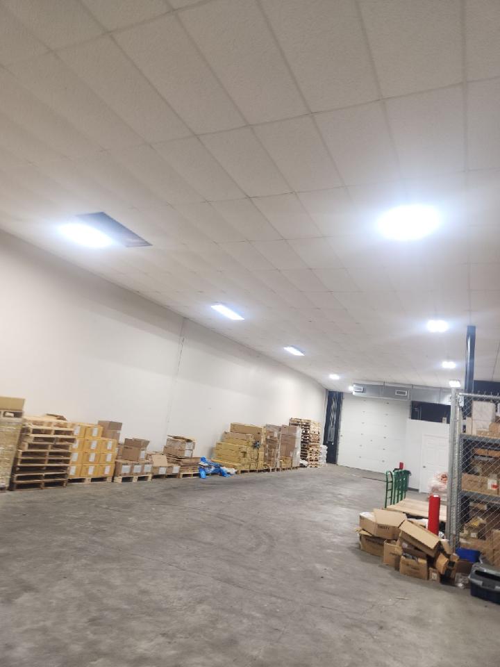 Warehouse lighting installation and reoairs